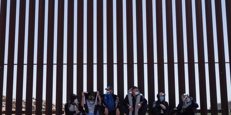 ¿Cómo funciona la nueva App para que los migrantes soliciten cita en la frontera sur?