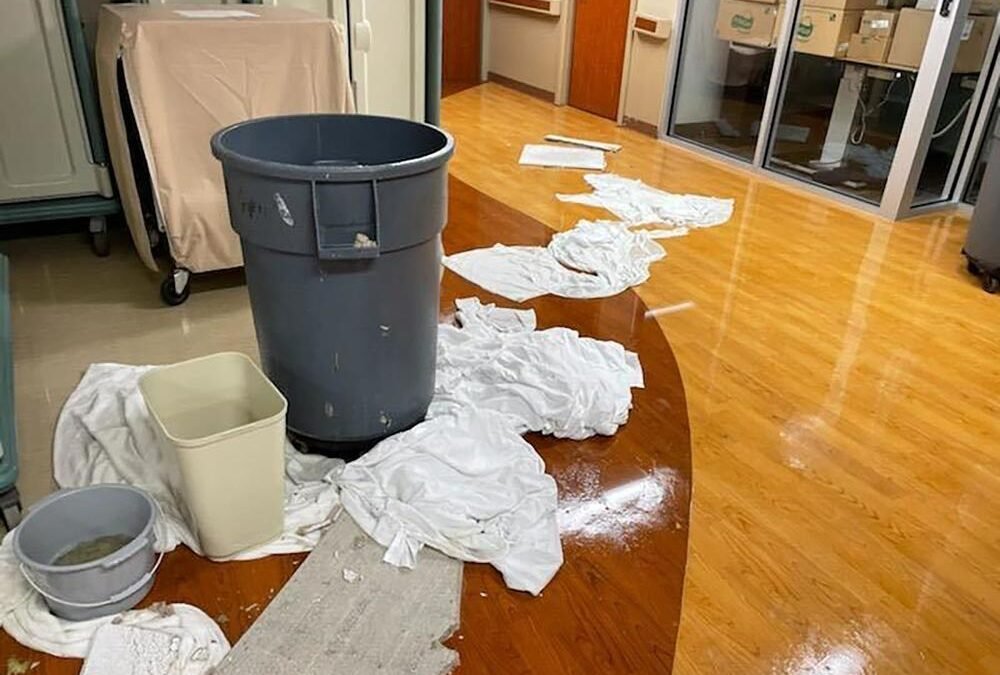 Hospital de Florida afectado por Ian