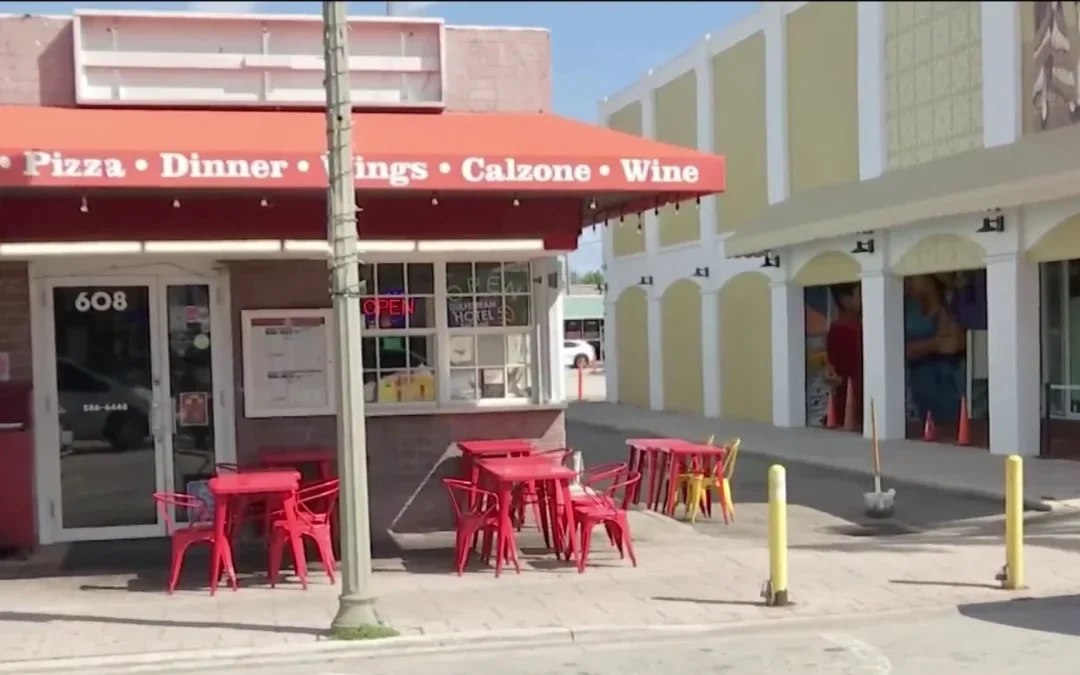 Palm Beach se prepara para el paso del huracán Ian