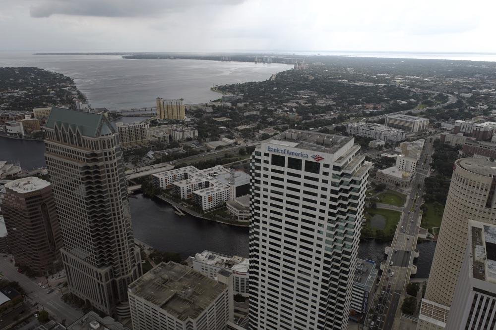 Vulnerable bahía de Tampa se prepara para tormenta sin precedente en un siglo