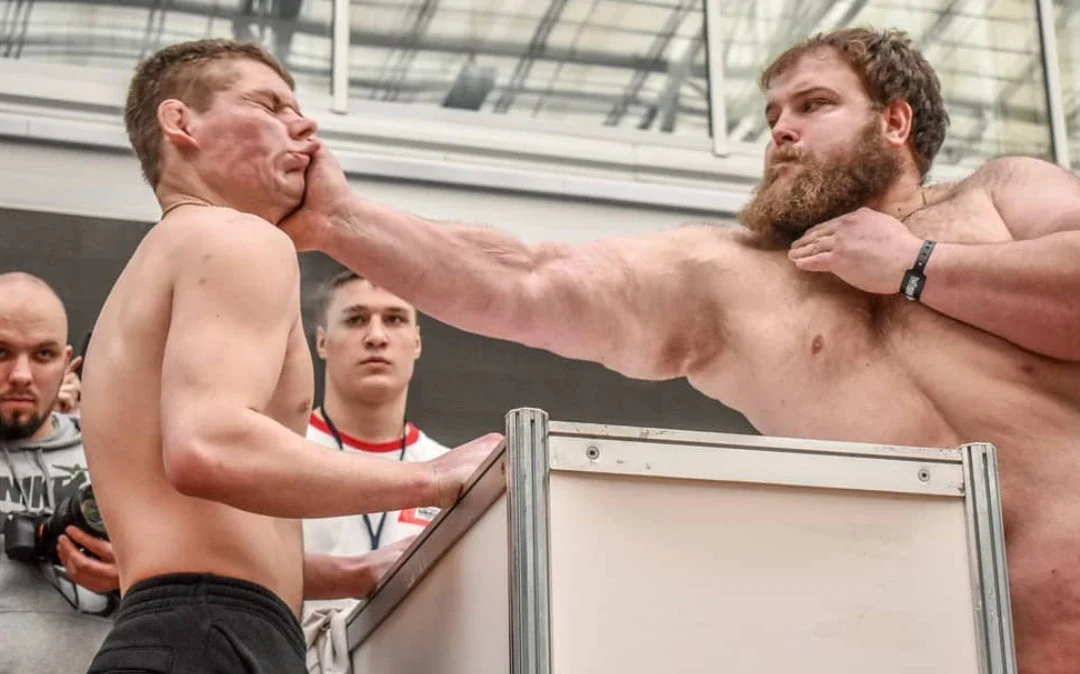 Aprueban las peleas de bofetadas como deporte