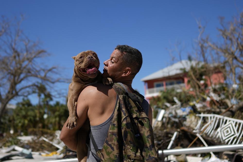 Decenas de muertos por Ian, una de las tormentas más fuertes y costosas de EEUU