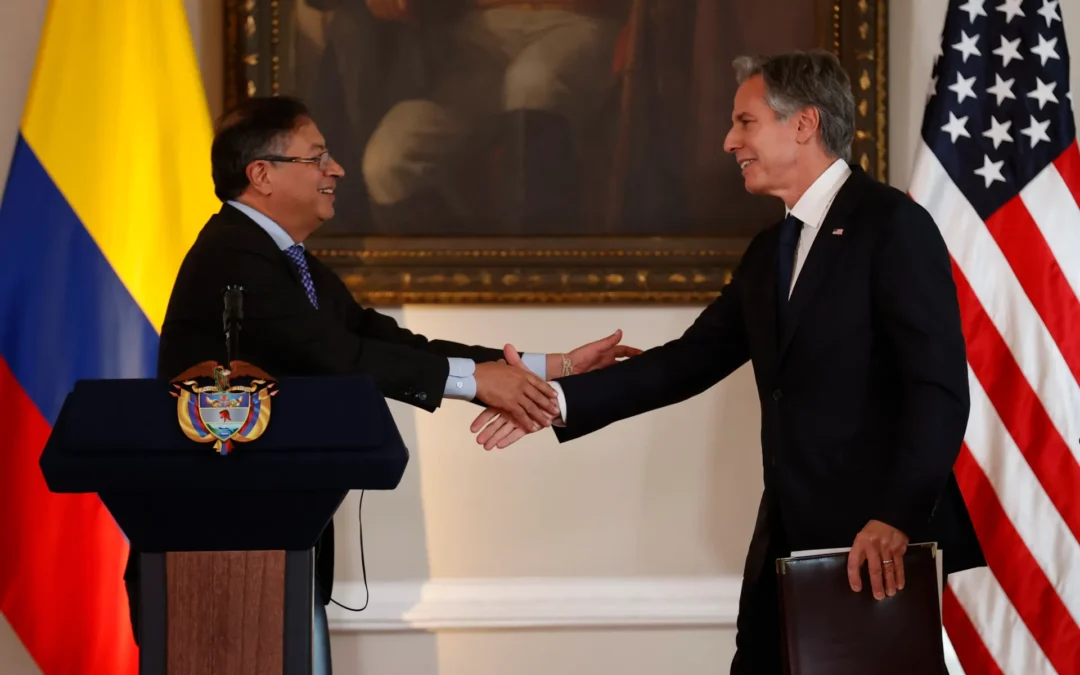 EEUU apoya “firmemente” el enfoque de Petro sobre las drogas