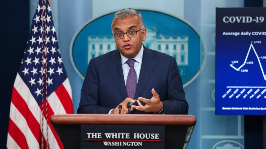 EEUU extiende la emergencia de salud por COVID-19 hasta enero del 2023