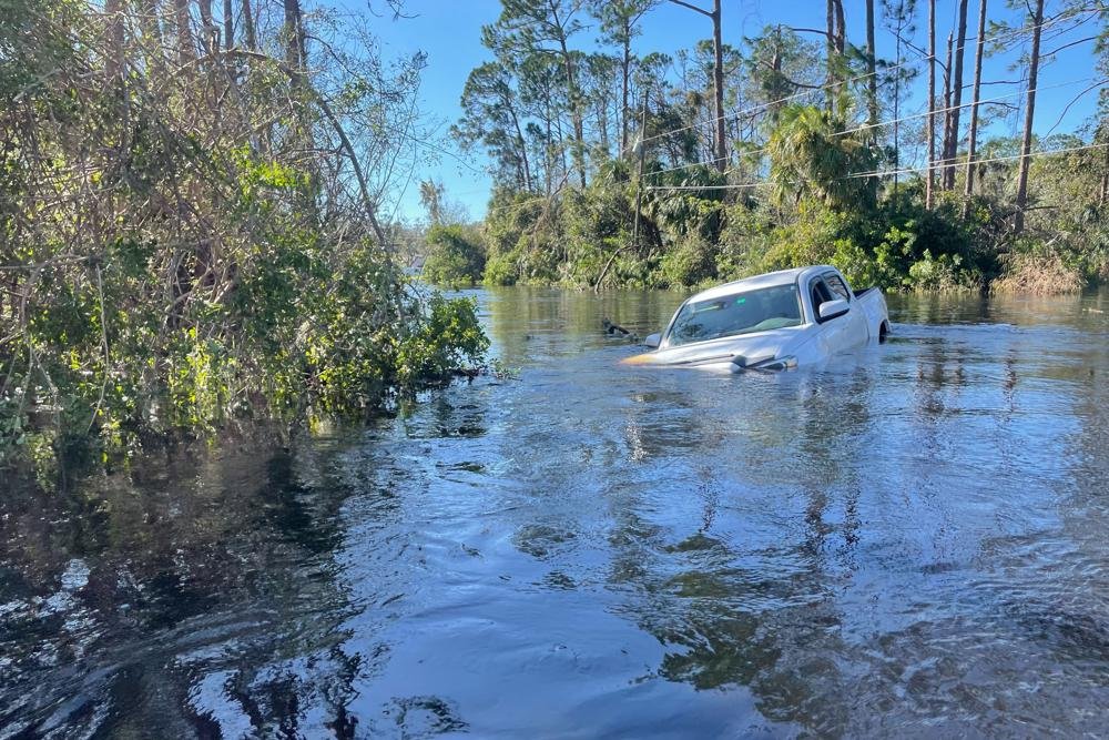 Inundaciones del río amenazan ciudades del interior de Florida