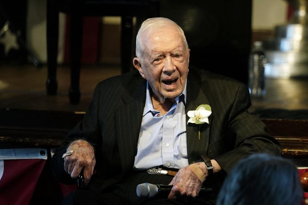 Jimmy Carter celebra por todo lo alto sus 98 años