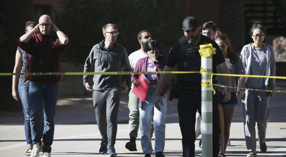Profesor asesinado a tiros en campus de la Universidad de Arizona