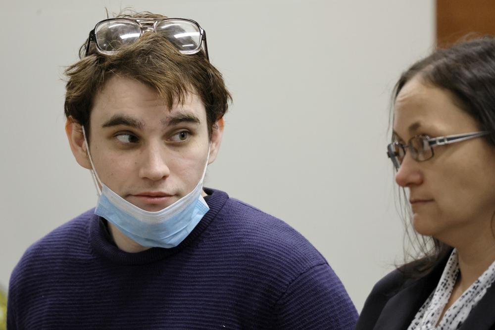 Revelan otros videos de la masacre de Parkland