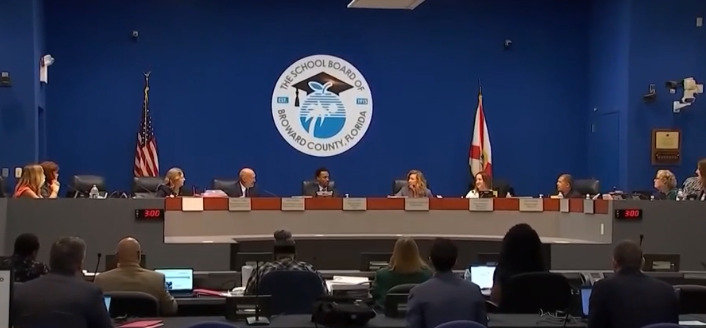 Cambia perfil de las juntas escolares de Dade y Broward