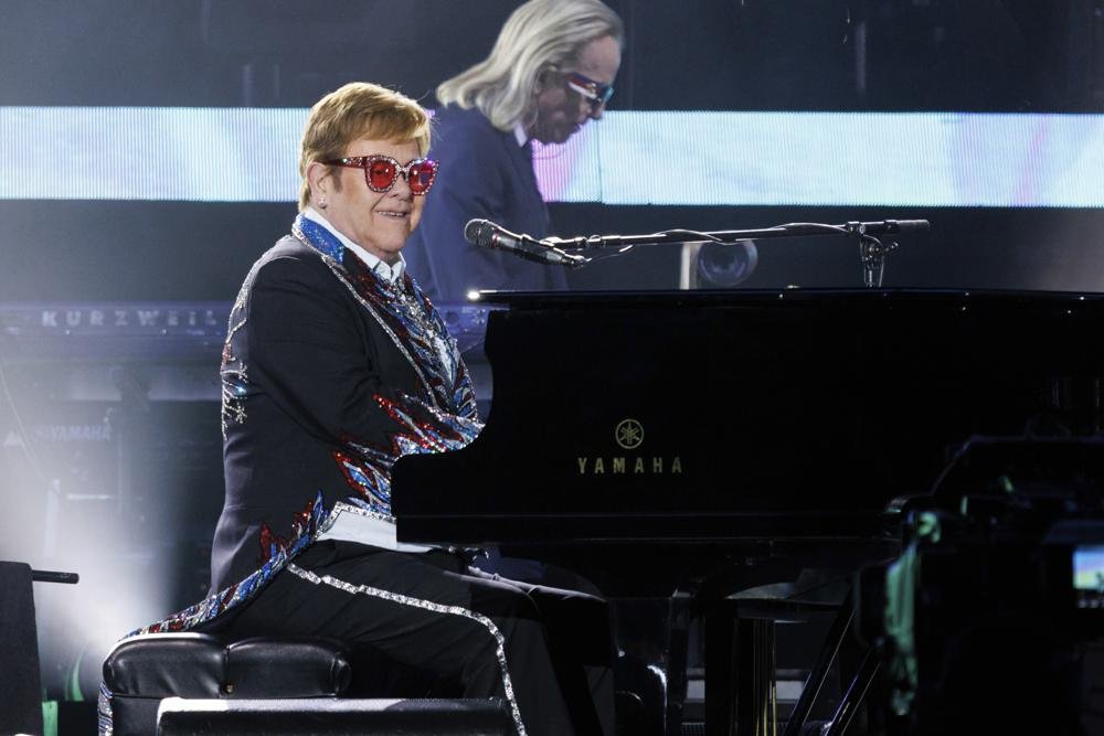 Elton John despide su gira en el Dodger Stadium