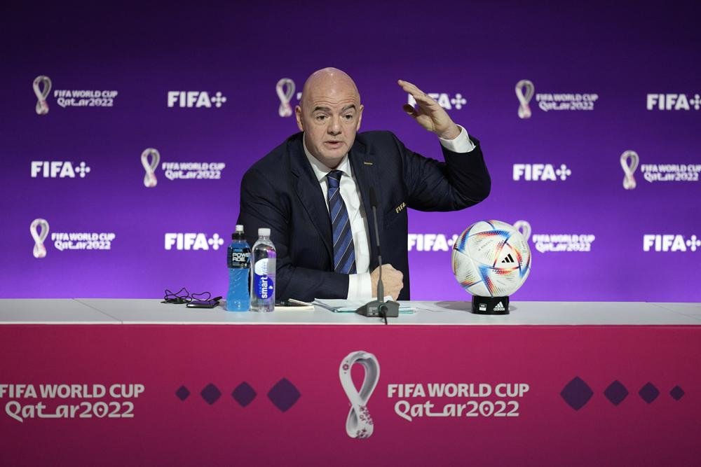 Infantino ofreció fuerte discurso contra críticos de Qatar