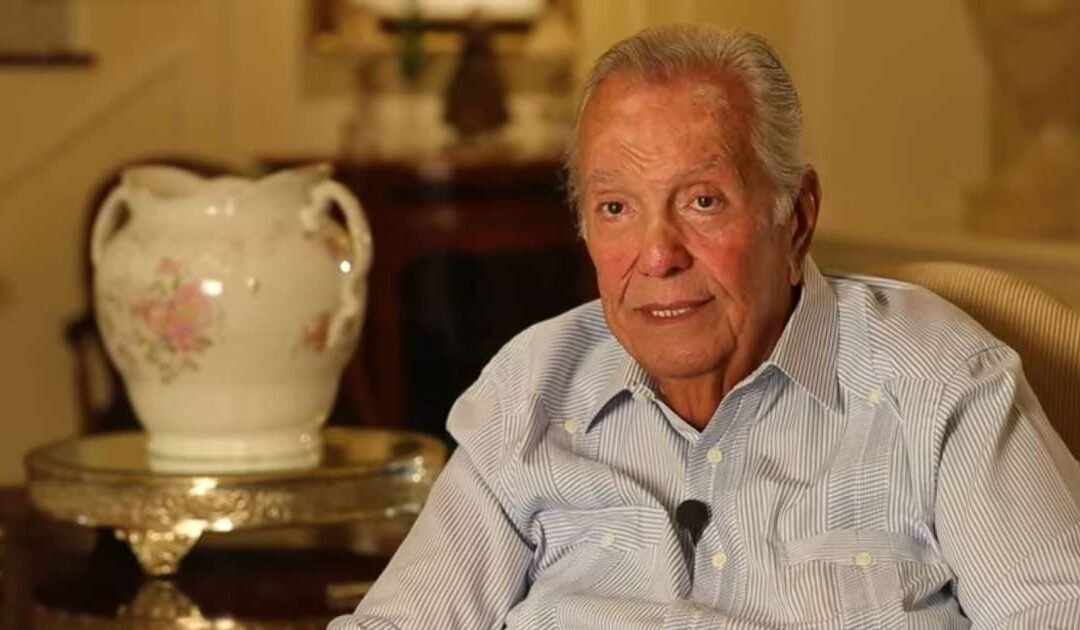 Murió Felipe Valls, propietario del restaurante Versailles en Miami