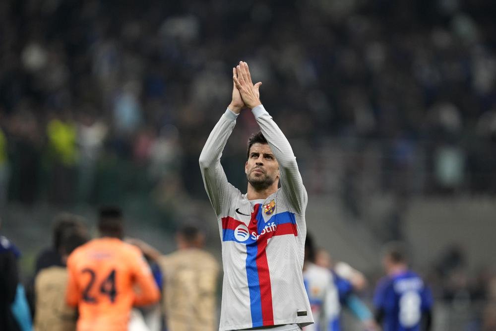 Piqué se retira del Barcelona