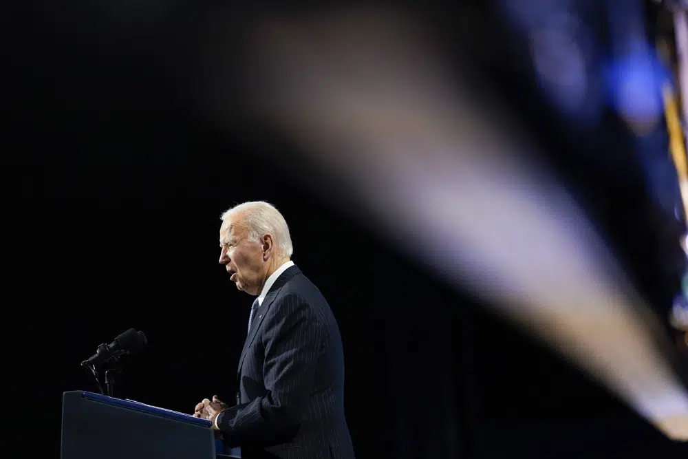 Casa Blanca advierte posible repunte de covid-19 a fin de año