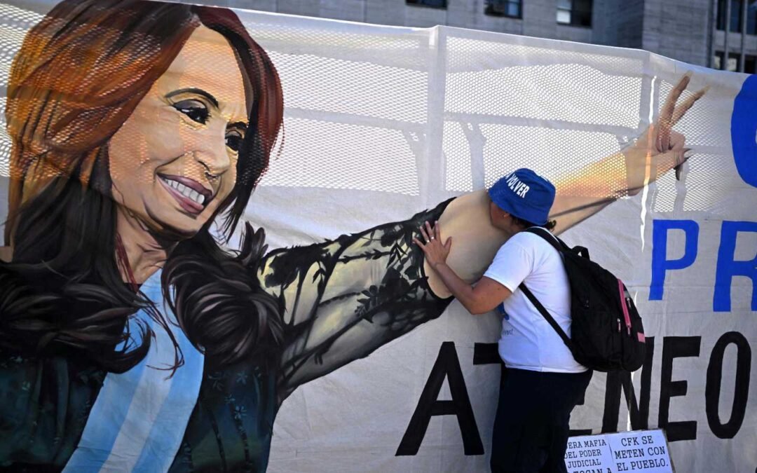 Cristina Fernández condenada a seis años de prisión por corrupción