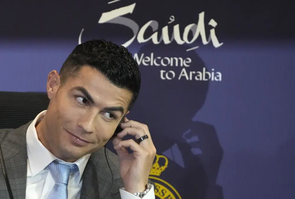 Cristiano Ronaldo fue presentado como nuevo jugador del Al Nassr