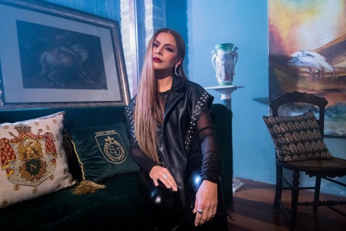 Lo nuevo de Olga Tañón se llama “Los celos se te notan”