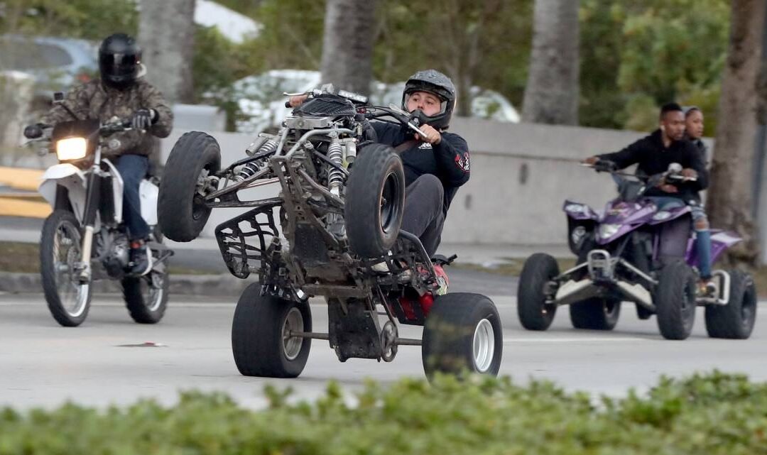 Motociclistas piden fin de violencia con armas en Miami
