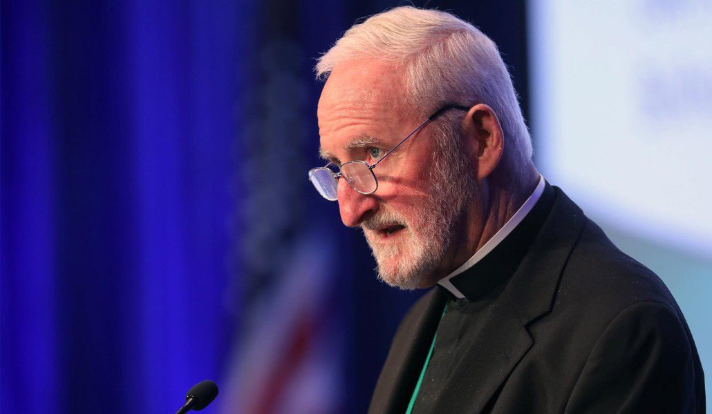 Asesinaron a obispo auxiliar de Los Ángeles