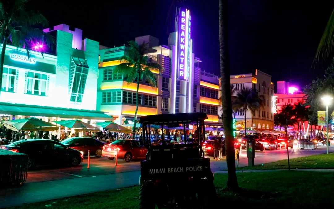 Locales en Miami Beach no podrán vender alcohol de madrugada