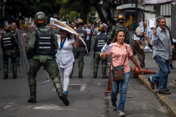 Amnistía Internacional alerta sobre fuerza excesiva contra protestas en Venezuela