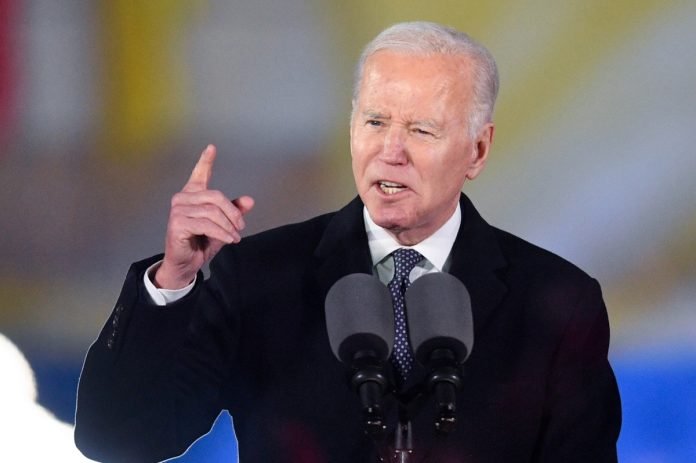 Biden extiende decreto que considera a Venezuela como amenaza