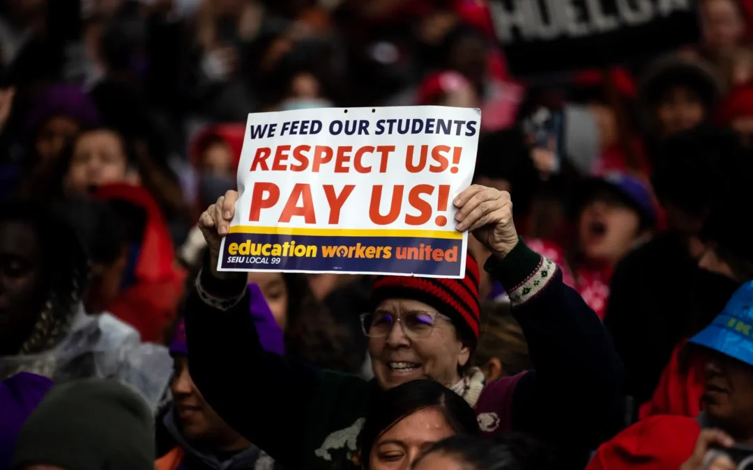 Casi medio millón de estudiantes en casa por una huelga escolar en Estados Unidos