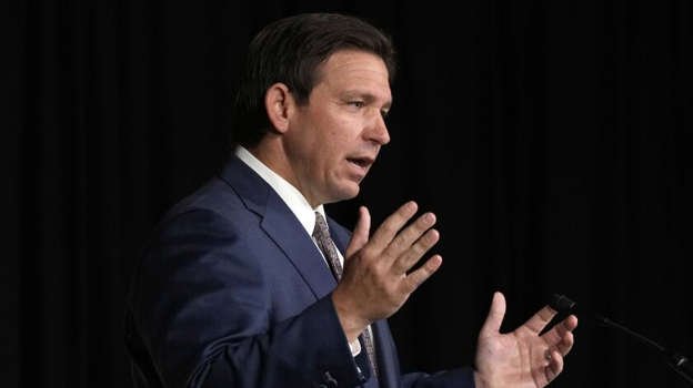 DeSantis firmó ley que amplía bonos escolares en Florida