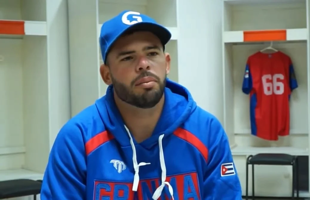 Pelotero abandonó al equipo cubano para quedarse en Miami