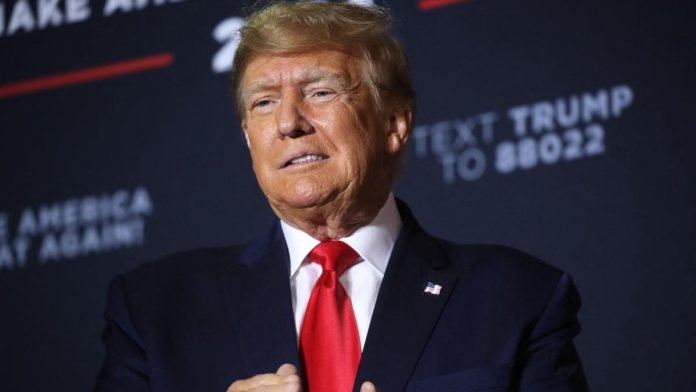 Defensa de Trump pide anulación del juicio por violación y el juez lo rechaza