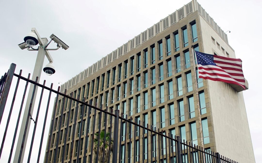 Embajada de EEUU en Cuba no emitirá “pronto” visas de no migrante