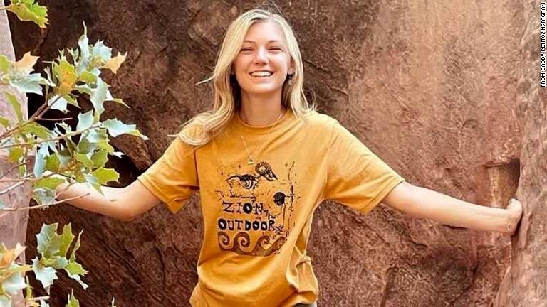 Padres de Gabby Petito consiguen una carta