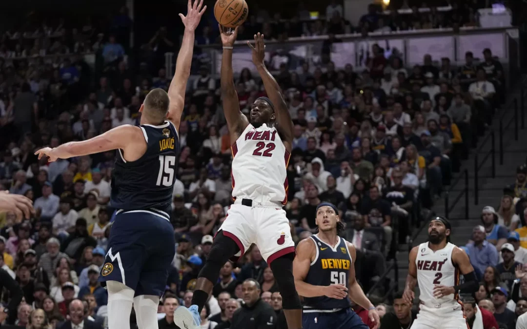 Miami Heat empató 1-1 las finales venciendo a los Nuggets