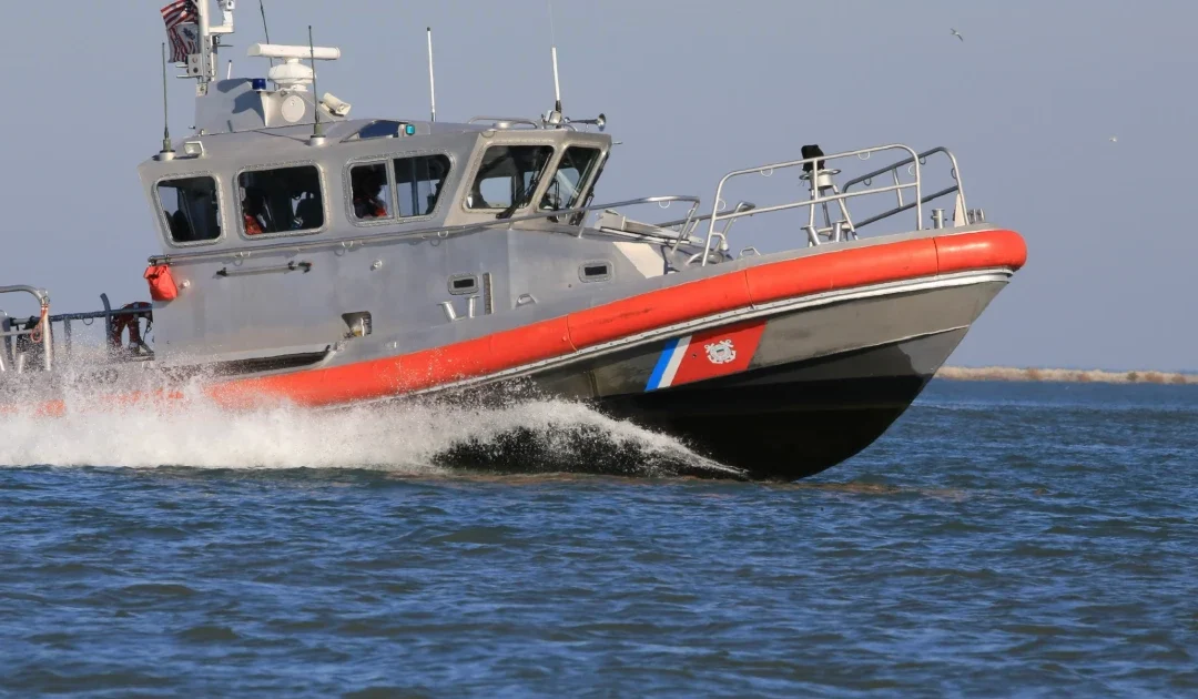 Muertos y desaparecidos por hundimiento de barco en Alaska