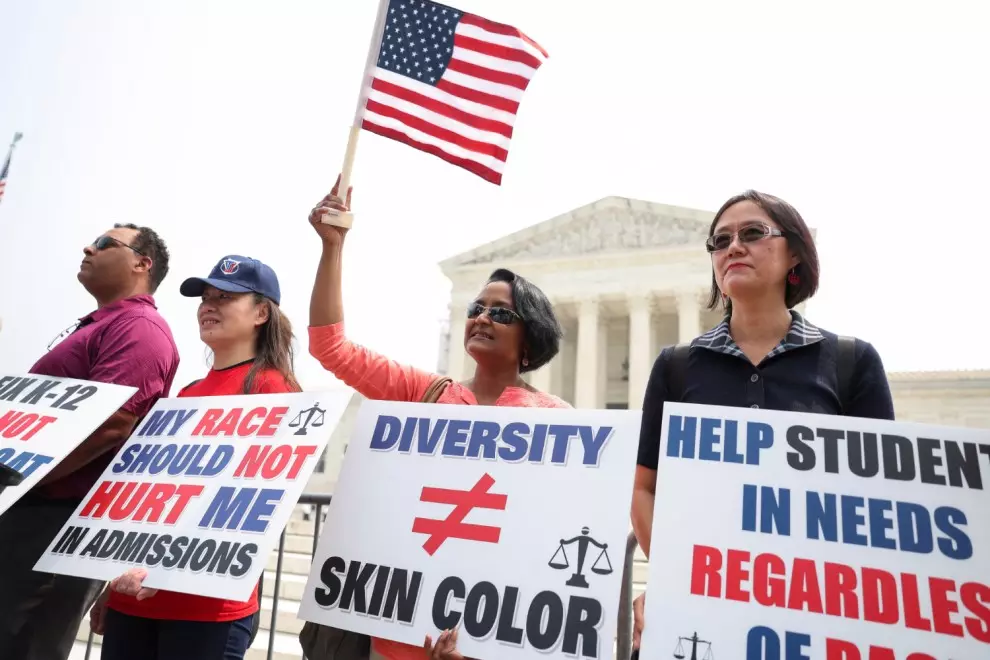 Supremo de EEUU acaba con la discriminación positiva en las universidades