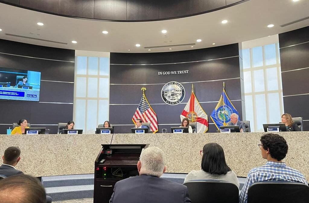 Aprobación unánime para moratorio de 6 meses de la ley SB 102 en primera lectura