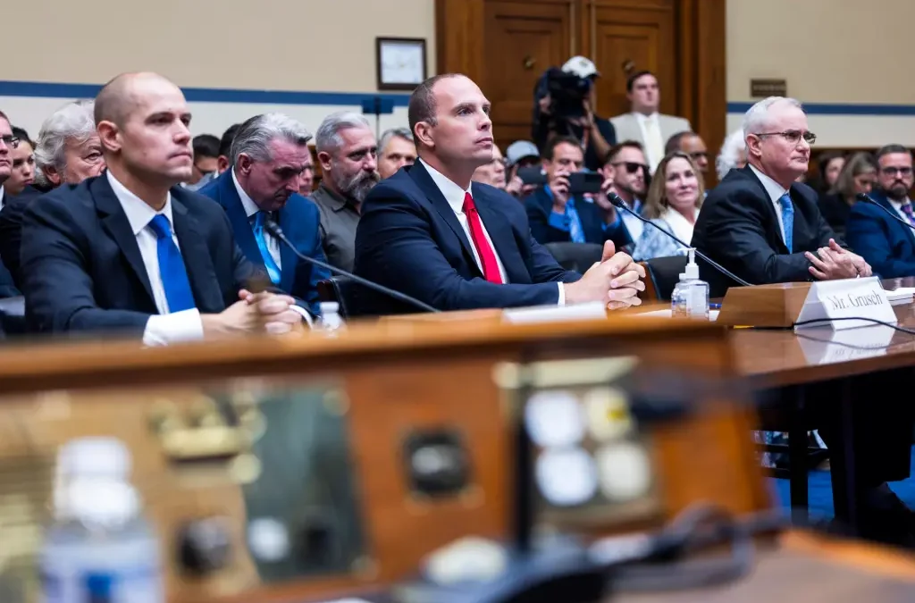 Congreso pide al Gobierno información sobre OVNIS tras escuchar a militares