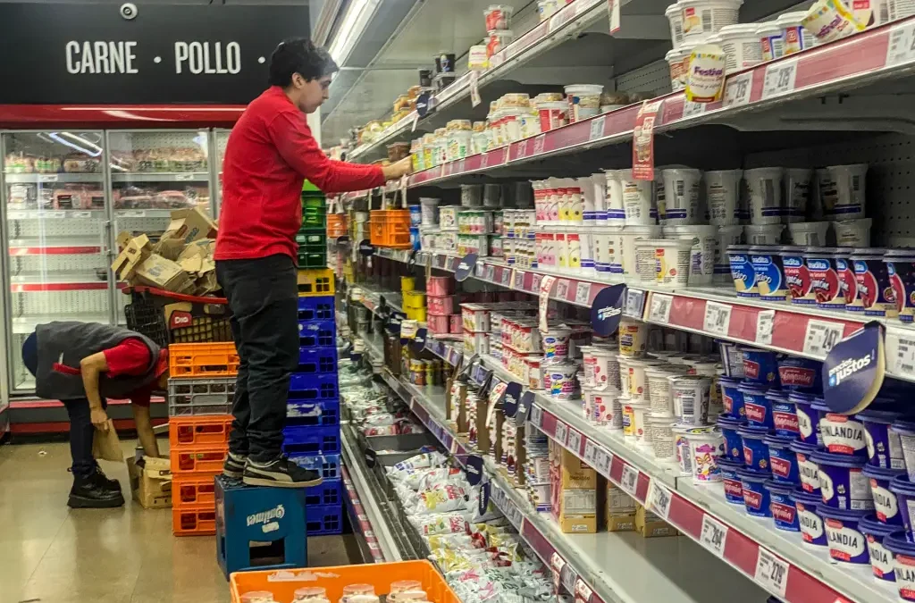 Inflación interanual en Argentina superó en junio el 115%