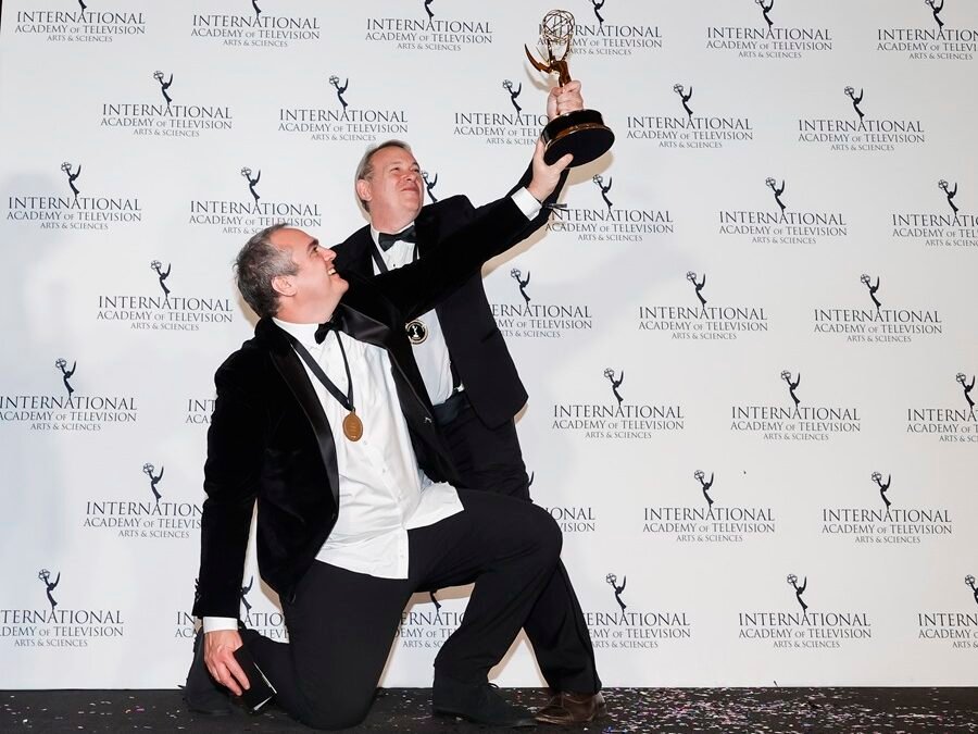 Posponen premios Emmy tras huelga de actores y guionistas en EEUU
