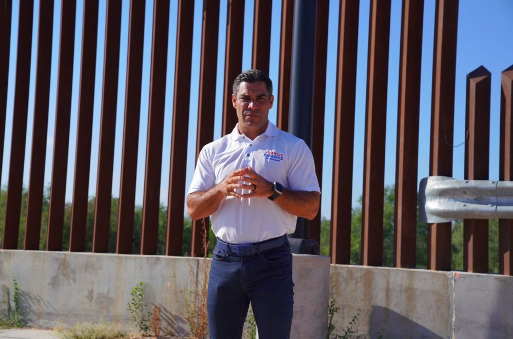 Alcalde Suárez exige cambios en política migratoria de Biden