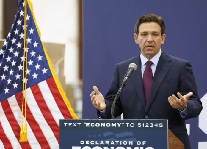 DeSantis destituye a una fiscal estatal afroamericana