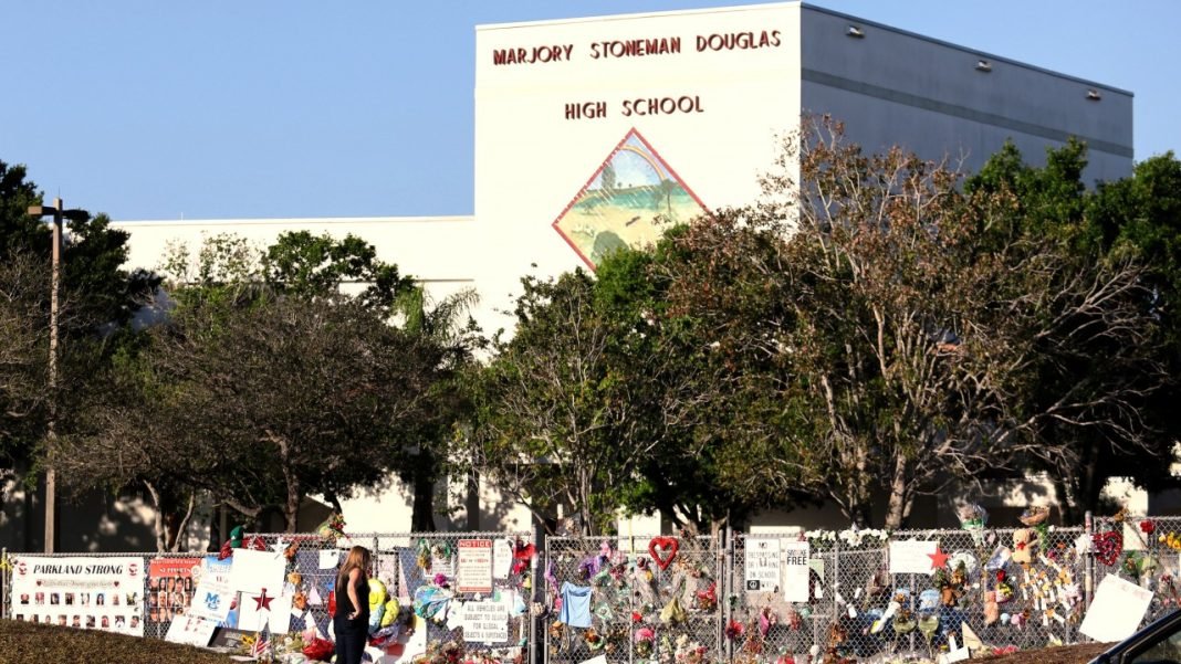 Edificio de escuela Marjory Stoneman Douglas será demolido en verano de 2024