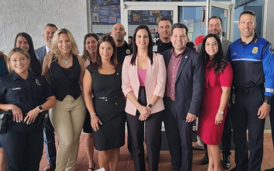 Evento “Arepitas with the Council” reunió a autoridades de Doral y residentes en EPAREPA de la calle 87