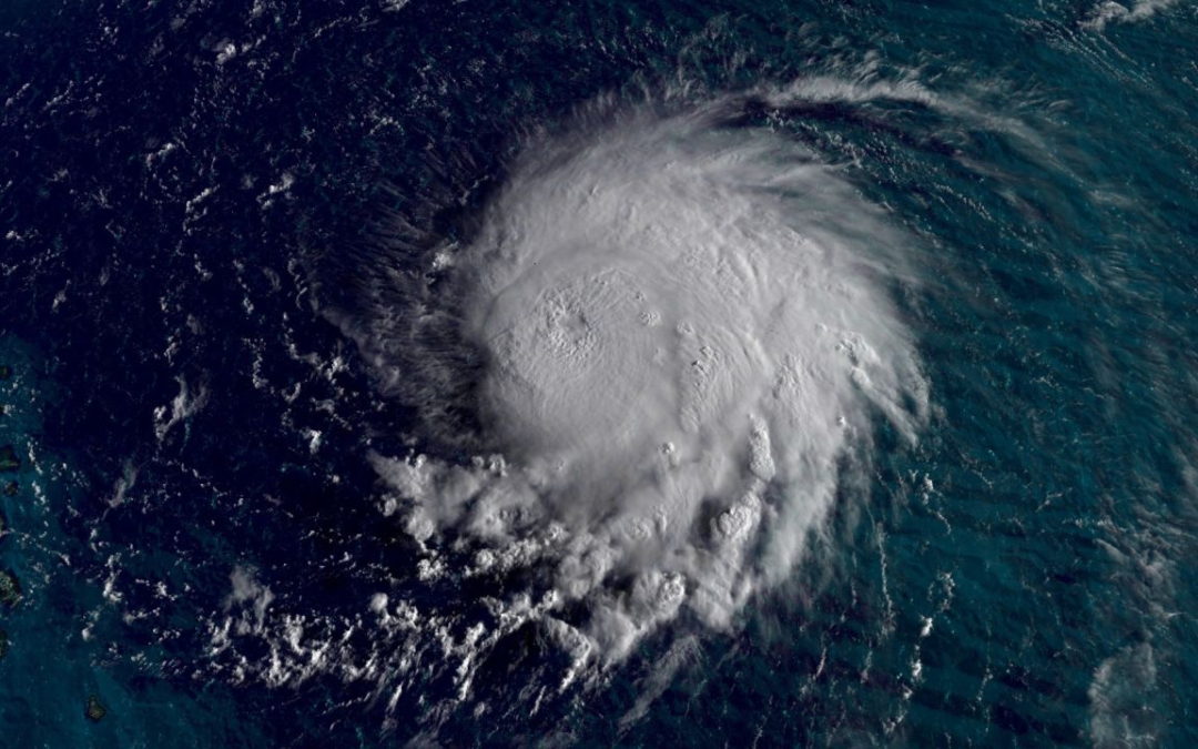 Huracán Lee afecta costa sureste de EEUU con peligrosas corrientes marinas