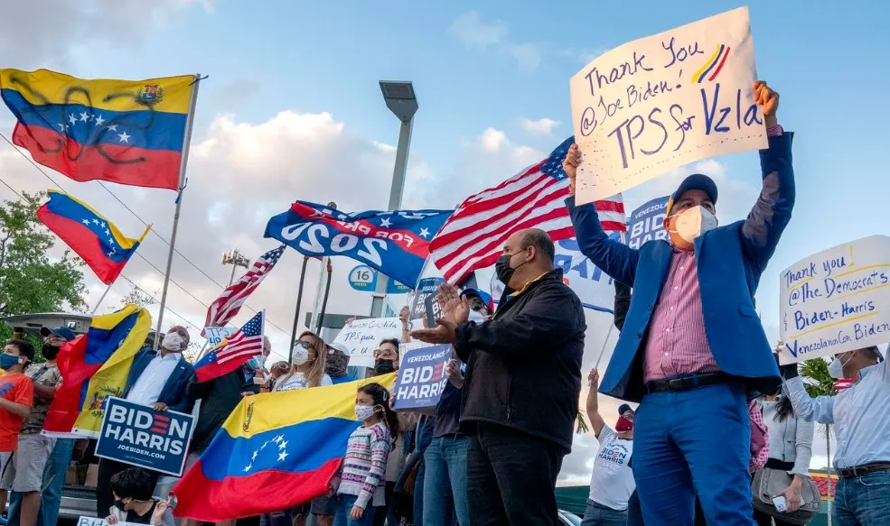 Venezolanos amparados con TPS deben renovar permiso de trabajo