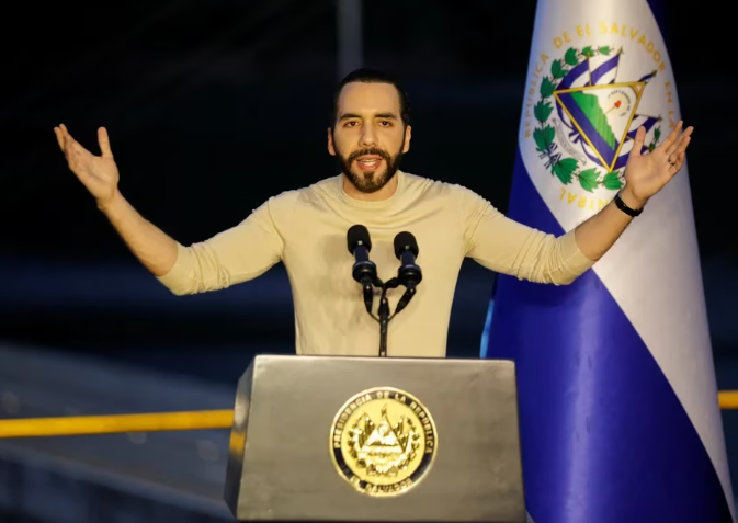 Bukele inscribirá candidatura a la reelección pese a la prohibición constitucional