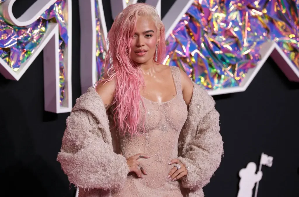 Karol G anuncia gira latinoamericana incluyendo su natal Medellín