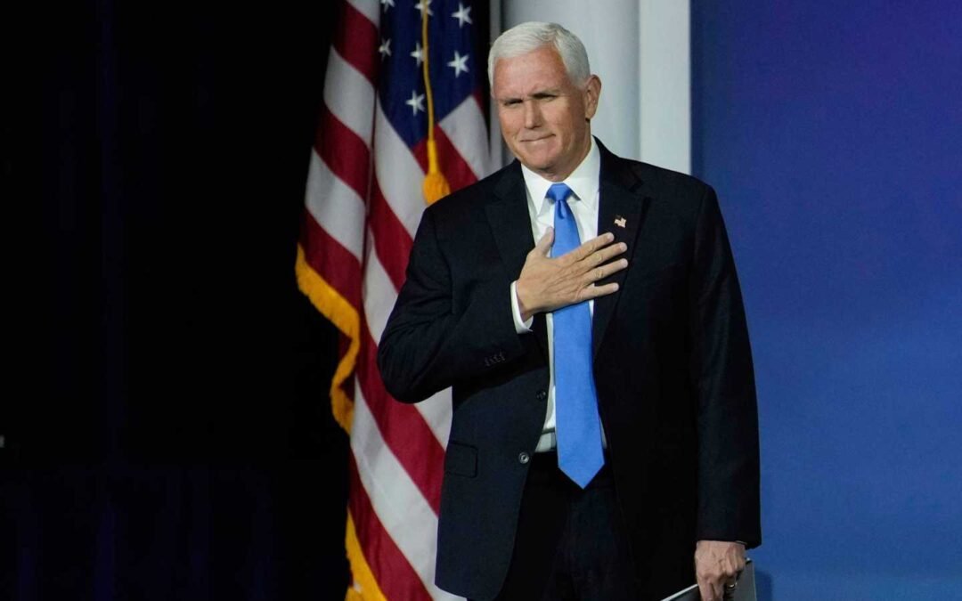 Mike Pence abandona candidatura presidencial republicana