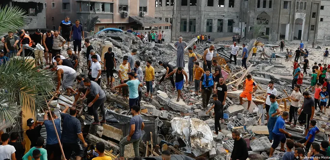 Suben a 1.300 los muertos en Israel y 1.354 en Gaza