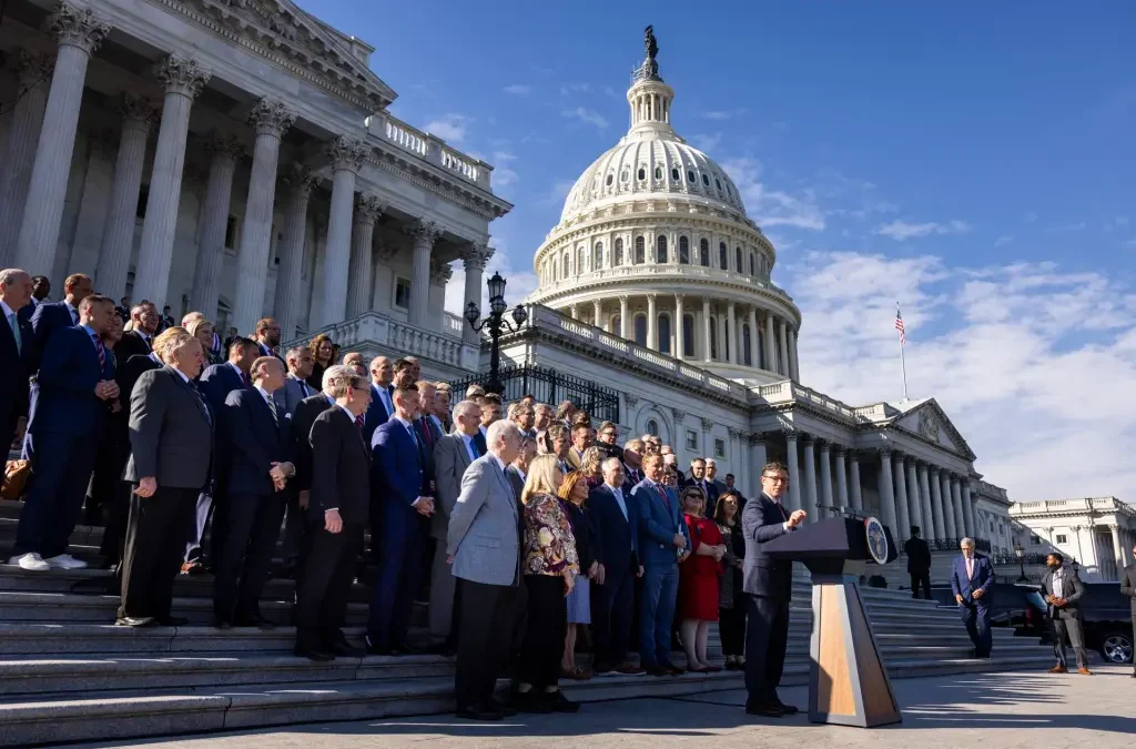La amenaza de un “shutdown” vuelve a sobrevolar el Congreso de Estados Unidos